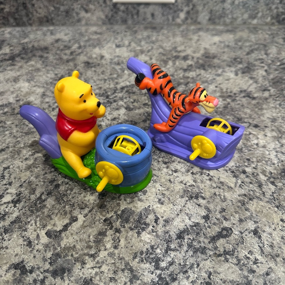 Vintage Bubble Blower Winnie the Pooh and Tigger Kids Toy Set Disney